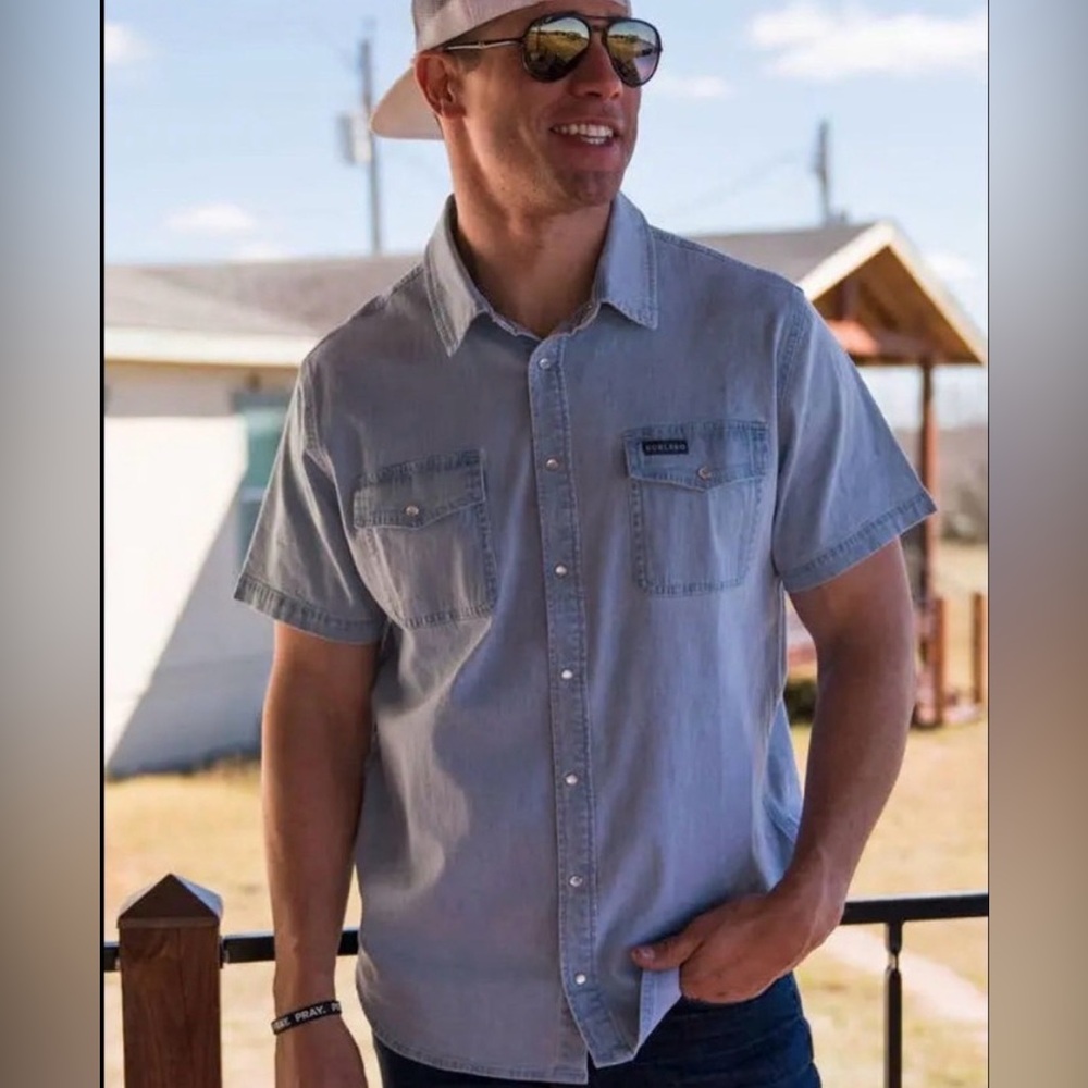 BURLEBO Light Blue denim Casual Pearl snap Button Down Shirt size small